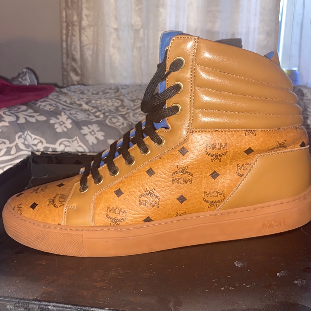 MCM Sneakers